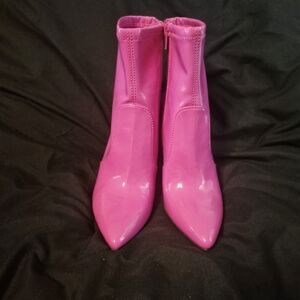 Pink Ankle Boots‎